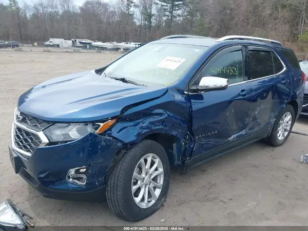 2GNAXUEV8K6279534 2019 CHEVROLET EQUINOX - Image 2