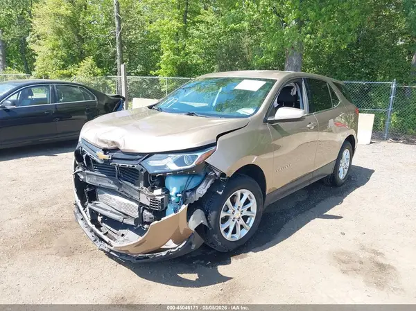 2GNAXUEV8K6284880 2019 CHEVROLET EQUINOX - Image 2