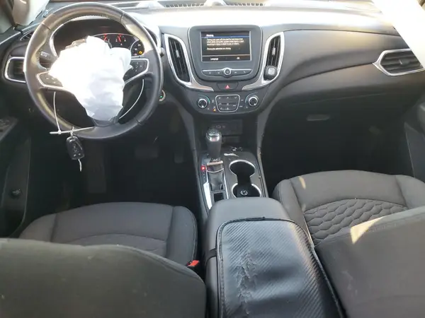 2GNAXUEV8L6100068 2020 CHEVROLET EQUINOX - Image 8