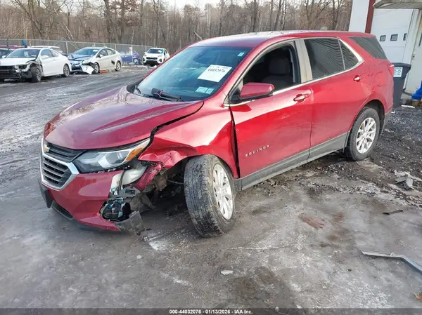 2GNAXUEV8M6122864 2021 CHEVROLET EQUINOX - Image 2