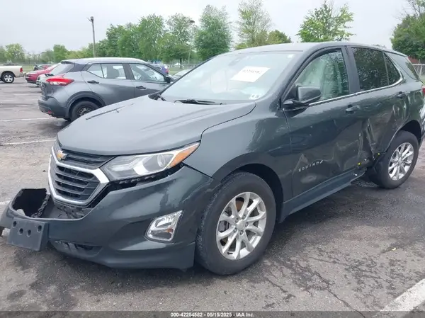 2GNAXUEV8M6136585 2021 CHEVROLET EQUINOX - Image 2
