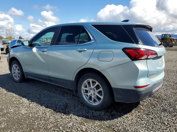 2GNAXUEV8N6107900 2022 CHEVROLET EQUINOX - Image 2