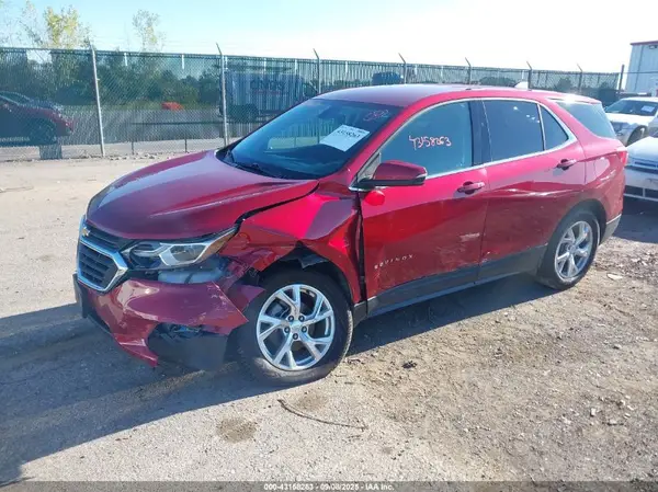 2GNAXUEV9K6125821 2019 CHEVROLET EQUINOX - Image 2