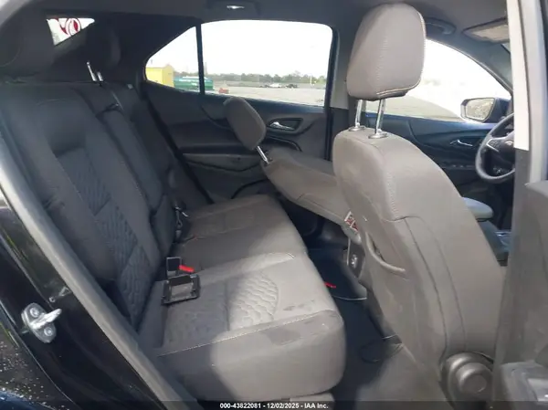 2GNAXUEV9K6127813 2019 CHEVROLET EQUINOX - Image 8