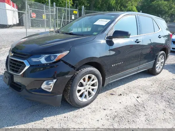 2GNAXUEV9K6159760 2019 CHEVROLET EQUINOX - Image 2
