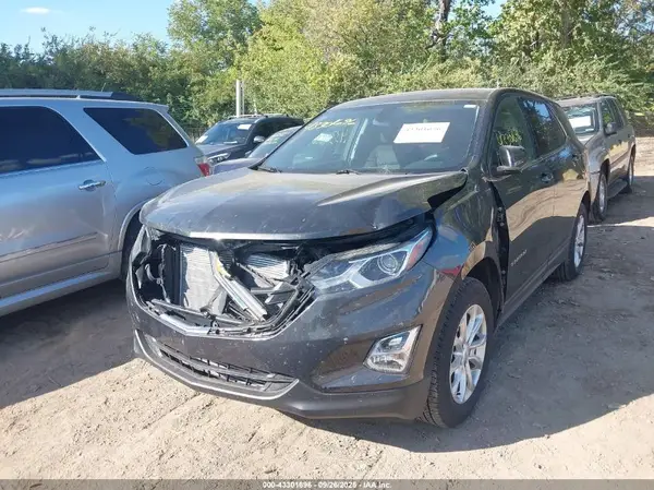 2GNAXUEV9K6161430 2019 CHEVROLET EQUINOX - Image 2