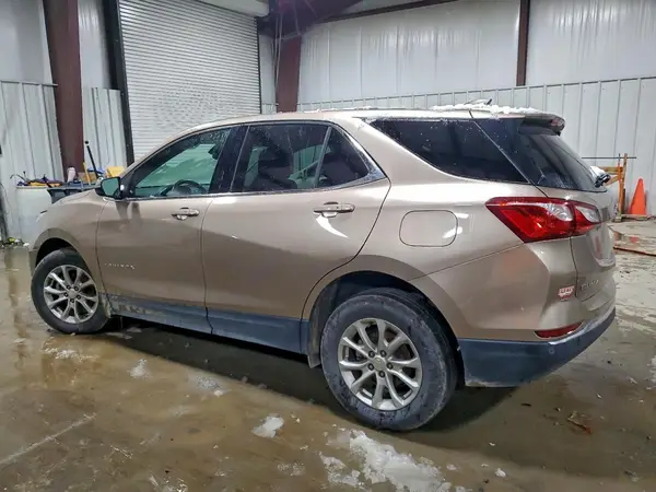 2GNAXUEV9K6165932 2019 CHEVROLET EQUINOX - Image 2