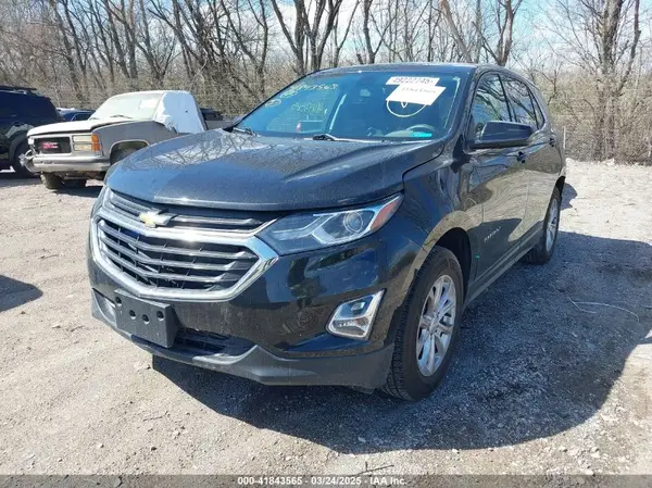 2GNAXUEV9K6202350 2019 CHEVROLET EQUINOX - Image 2