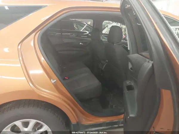 2GNAXUEV9K6208360 2019 CHEVROLET EQUINOX - Image 8