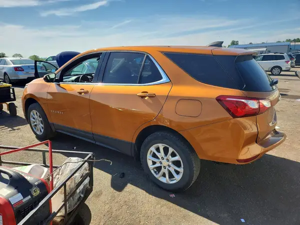 2GNAXUEV9K6218211 2019 CHEVROLET EQUINOX - Image 2