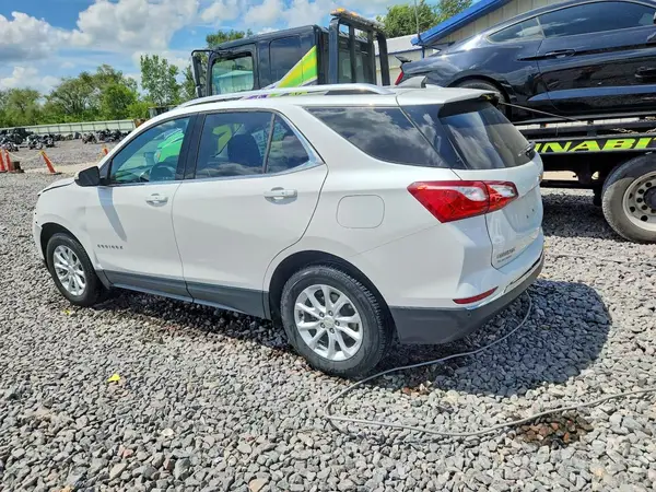 2GNAXUEV9K6220735 2019 CHEVROLET EQUINOX - Image 2
