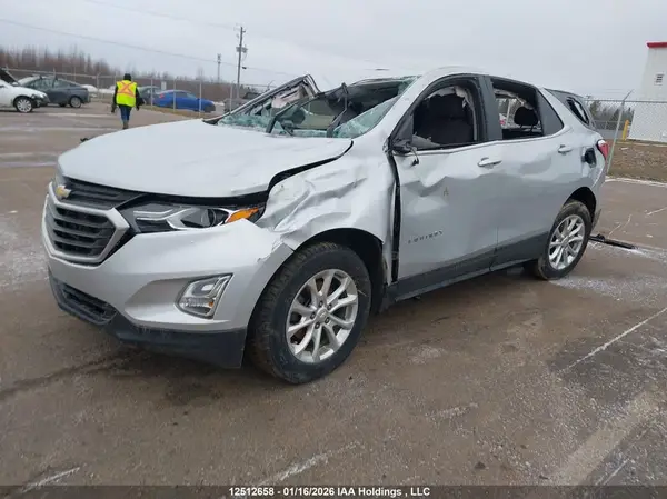 2GNAXUEV9K6263536 2019 CHEVROLET EQUINOX - Image 2