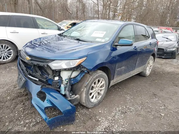 2GNAXUEV9K6305929 2019 CHEVROLET EQUINOX - Image 2