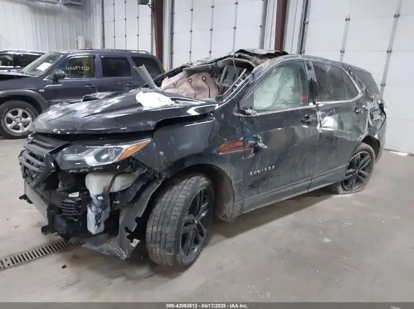 2GNAXUEV9L6204567 2020 CHEVROLET EQUINOX - Image 2