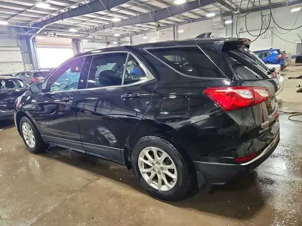 2GNAXUEV9L6210367 2020 CHEVROLET EQUINOX - Image 2