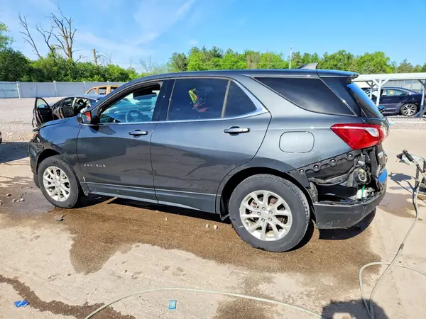 2GNAXUEV9L6267457 2020 CHEVROLET EQUINOX - Image 2