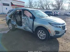 2GNAXUEV9N6137701 2022 CHEVROLET EQUINOX
