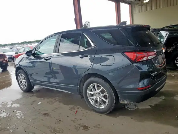2GNAXUEV9N6140341 2022 CHEVROLET EQUINOX - Image 2
