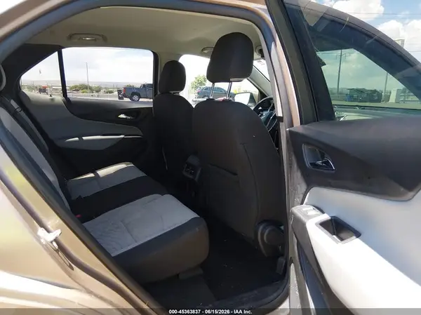 2GNAXUEVXK6189169 2019 CHEVROLET EQUINOX - Image 8