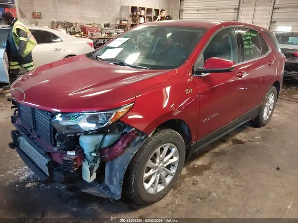 2GNAXUEVXK6242694 2019 CHEVROLET EQUINOX - Image 2
