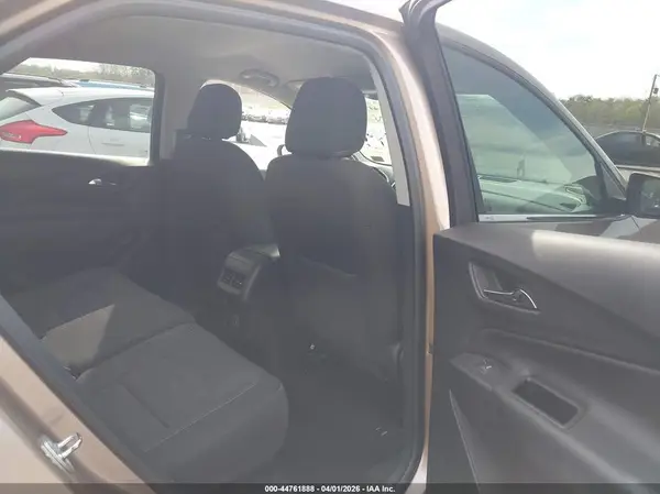 2GNAXUEVXK6266137 2019 CHEVROLET EQUINOX - Image 8