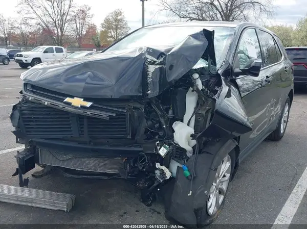2GNAXUEVXL6167545 2020 CHEVROLET EQUINOX - Image 2