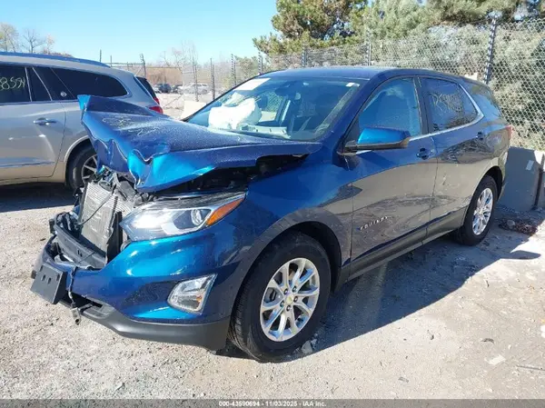 2GNAXUEVXM6121957 2021 CHEVROLET EQUINOX - Image 2