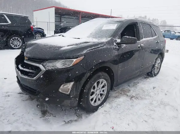 2GNAXUEVXM6122266 2021 CHEVROLET EQUINOX - Image 2