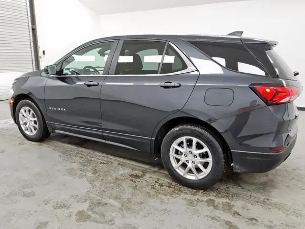 2GNAXUEVXN6138663 2022 CHEVROLET EQUINOX - Image 2