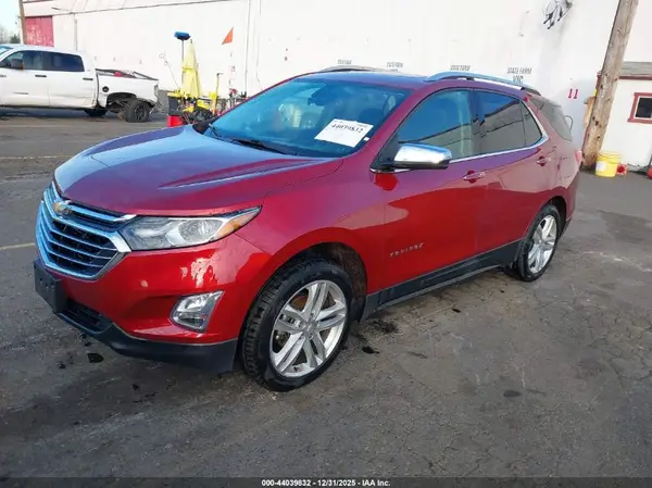 2GNAXVEV0J6140003 2018 CHEVROLET EQUINOX - Image 2