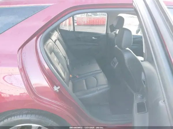 2GNAXVEV0J6140003 2018 CHEVROLET EQUINOX - Image 8