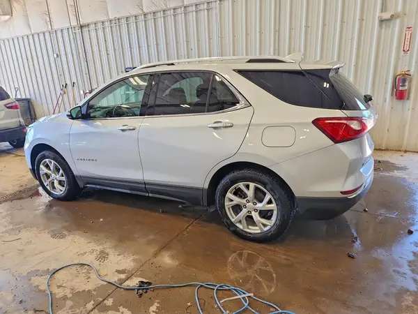 2GNAXVEV0J6227013 2018 CHEVROLET EQUINOX - Image 2