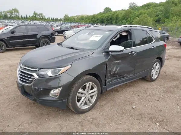 2GNAXVEV0J6227075 2018 CHEVROLET EQUINOX - Image 2