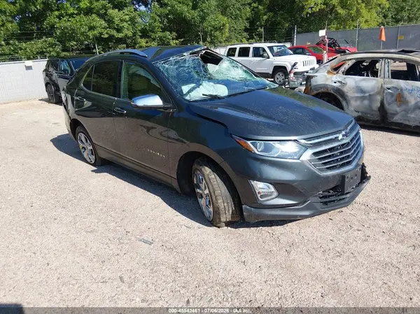 2GNAXVEV0J6330271 2018 CHEVROLET EQUINOX - Image 1