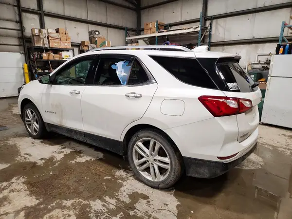 2GNAXVEV1J6145002 2018 CHEVROLET EQUINOX - Image 2
