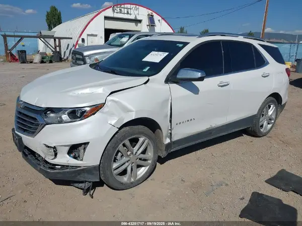 2GNAXVEV1J6212939 2018 CHEVROLET EQUINOX - Image 2