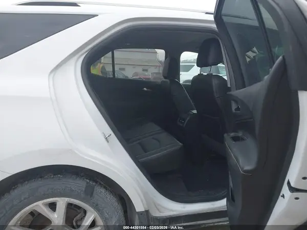 2GNAXVEV1J6324379 2018 CHEVROLET EQUINOX - Image 8
