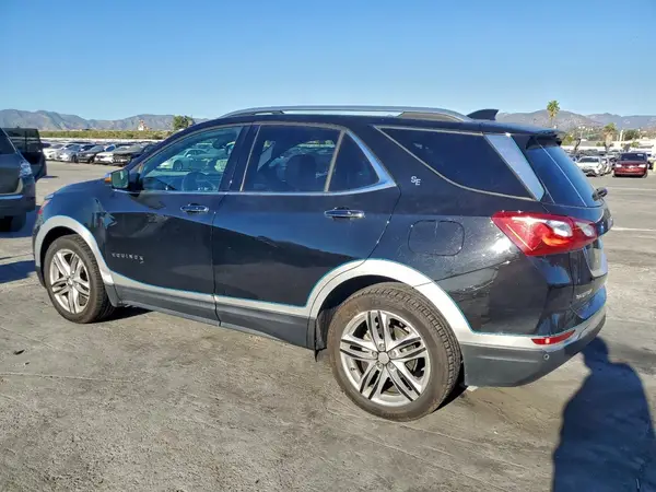 2GNAXVEV2J6229880 2018 CHEVROLET EQUINOX - Image 2