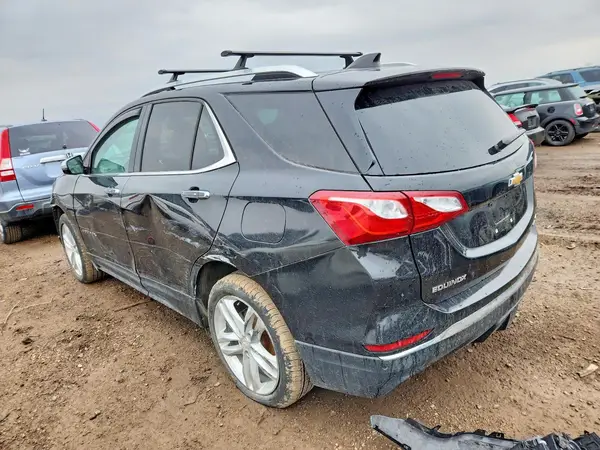 2GNAXVEV2J6256805 2018 CHEVROLET EQUINOX - Image 2