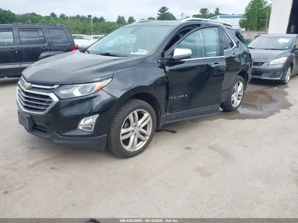 2GNAXVEV3J6101874 2018 CHEVROLET EQUINOX - Image 2