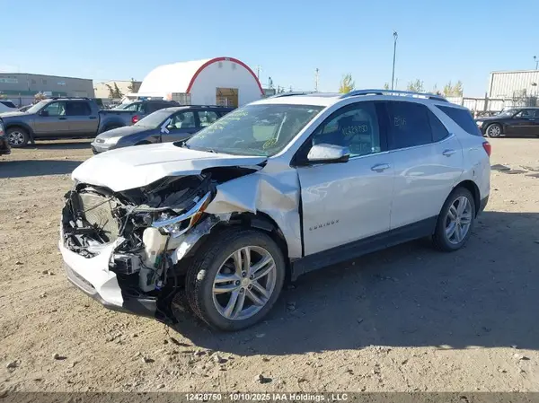 2GNAXVEV3J6105214 2018 CHEVROLET EQUINOX - Image 2