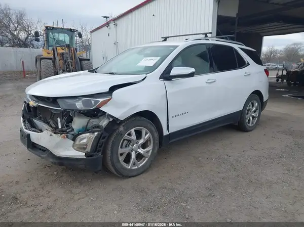 2GNAXVEV3J6123678 2018 CHEVROLET EQUINOX - Image 2