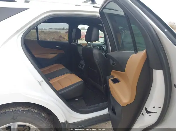 2GNAXVEV3J6123678 2018 CHEVROLET EQUINOX - Image 8