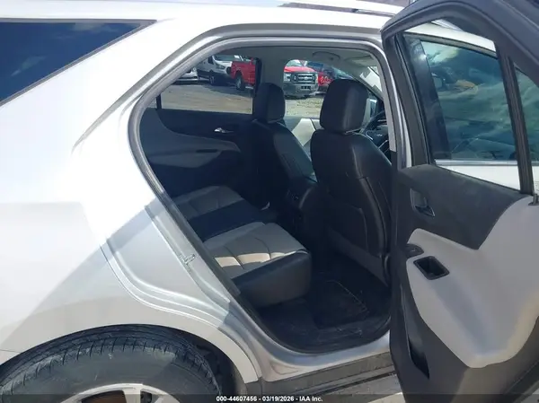 2GNAXVEV3J6137967 2018 CHEVROLET EQUINOX - Image 8
