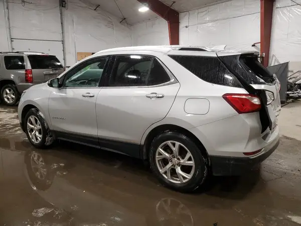 2GNAXVEV3J6192211 2018 CHEVROLET EQUINOX - Image 2