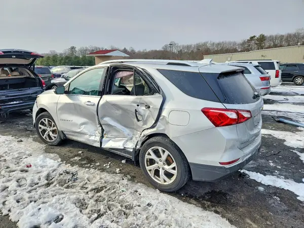 2GNAXVEV3J6244601 2018 CHEVROLET EQUINOX - Image 2