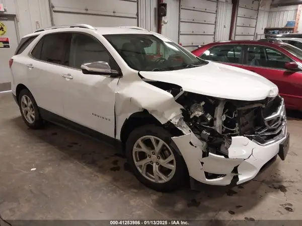 2GNAXVEV3J6321211 2018 CHEVROLET EQUINOX - Image 1