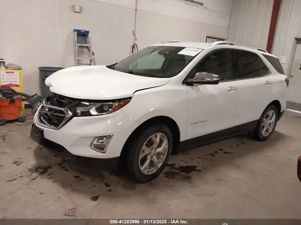 2GNAXVEV3J6321211 2018 CHEVROLET EQUINOX - Image 2