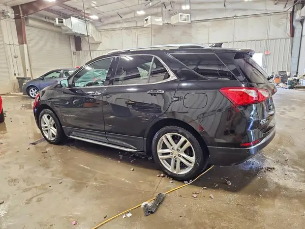 2GNAXVEV4J6149657 2018 CHEVROLET EQUINOX - Image 2