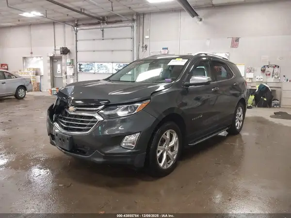 2GNAXVEV5J6247676 2018 CHEVROLET EQUINOX - Image 2